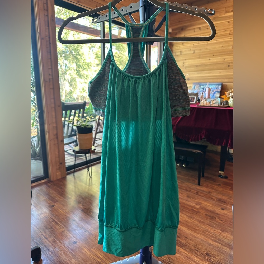 Great used condition Lululemon tank top